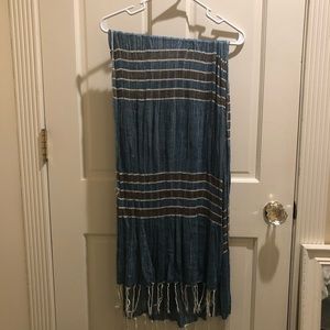 Urban Outfitters blue scarf